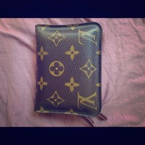 Louis Vuitton card wallet
